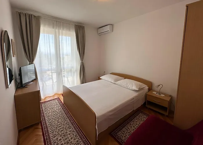 Spacious Family Near The