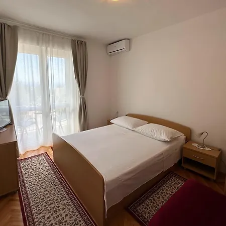 Spacious Family Near The